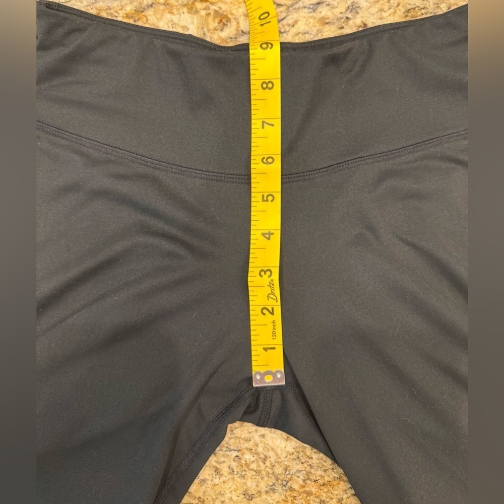REI Women’s Yoga Pants Black Size Small Petite Pull On Straight Stretch - Picture 7 of 8